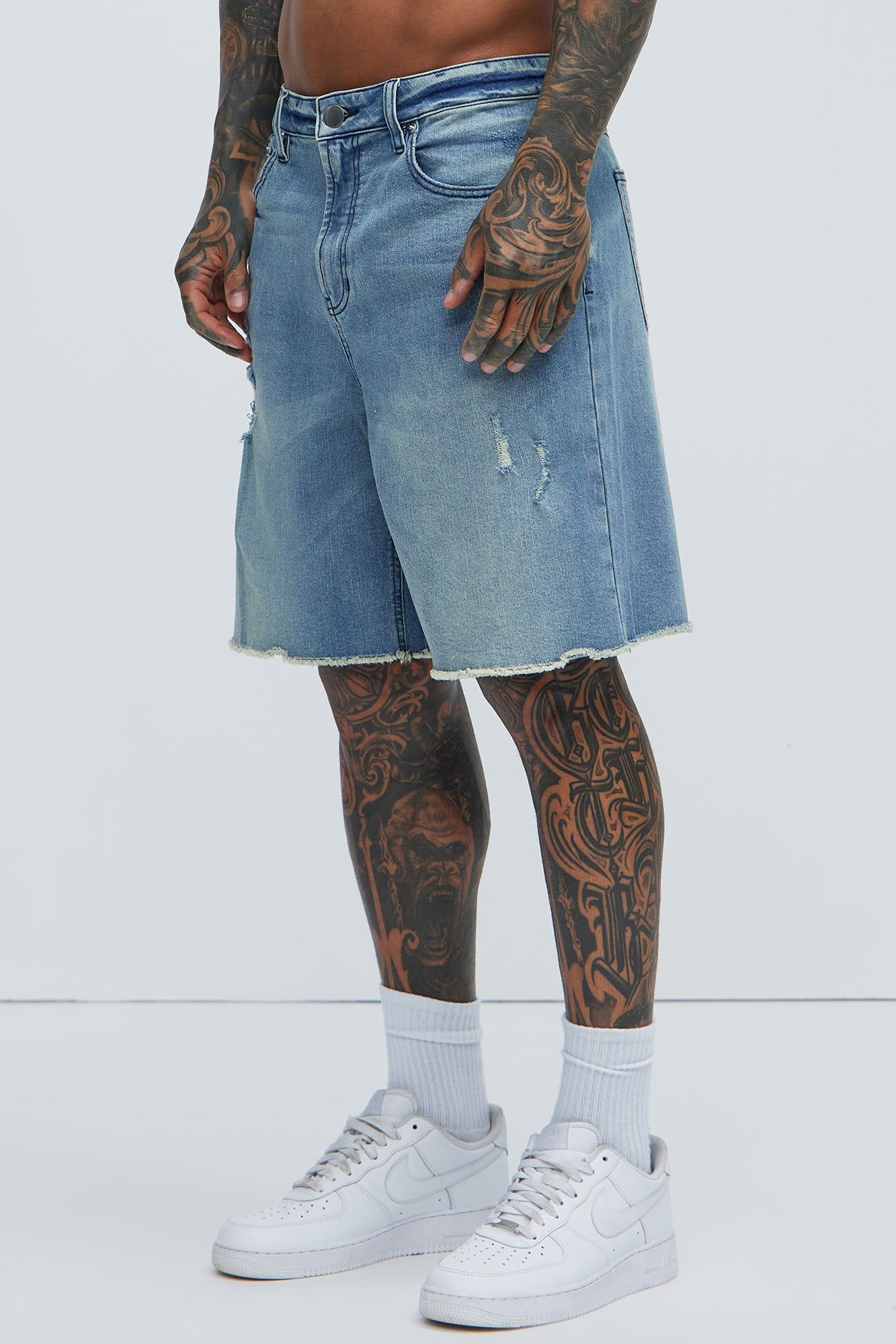 【YOURNUS】Valhalla Washing Bermuda Denim Have To Wonder Cuffed Bermuda Denim Shorts - Light Wash