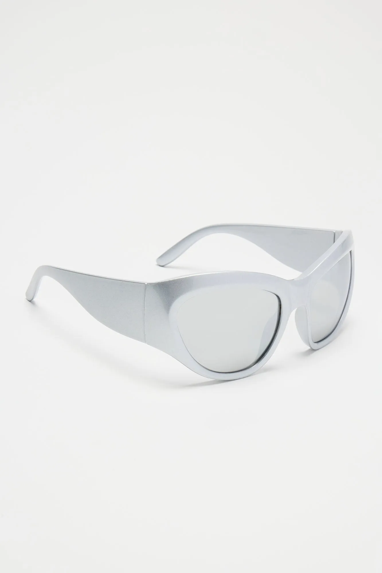 Set The Trend Sunglasses - Silver sold by Fashion Nova product image thumbnail 4