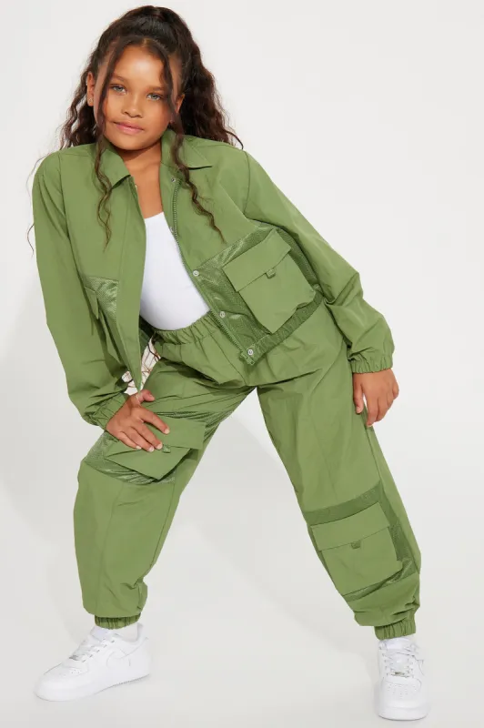 Mini Windy Breaker Pant Set - Olive sold by Fashion Nova