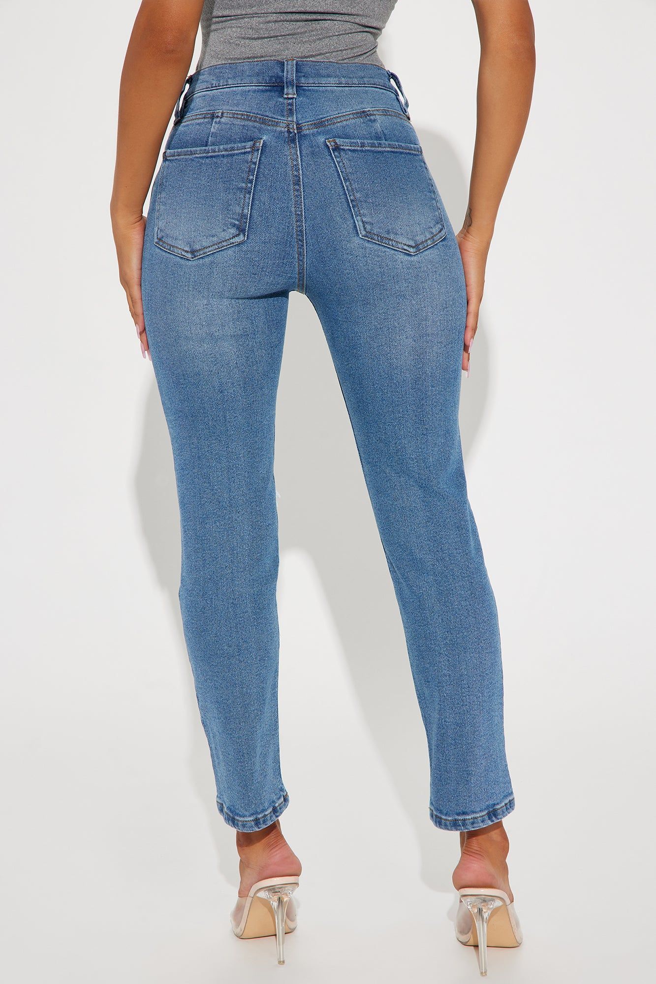 Noemi Stretch Straight Leg Jeans - Light Wash sold by Fashion Nova product image thumbnail 3