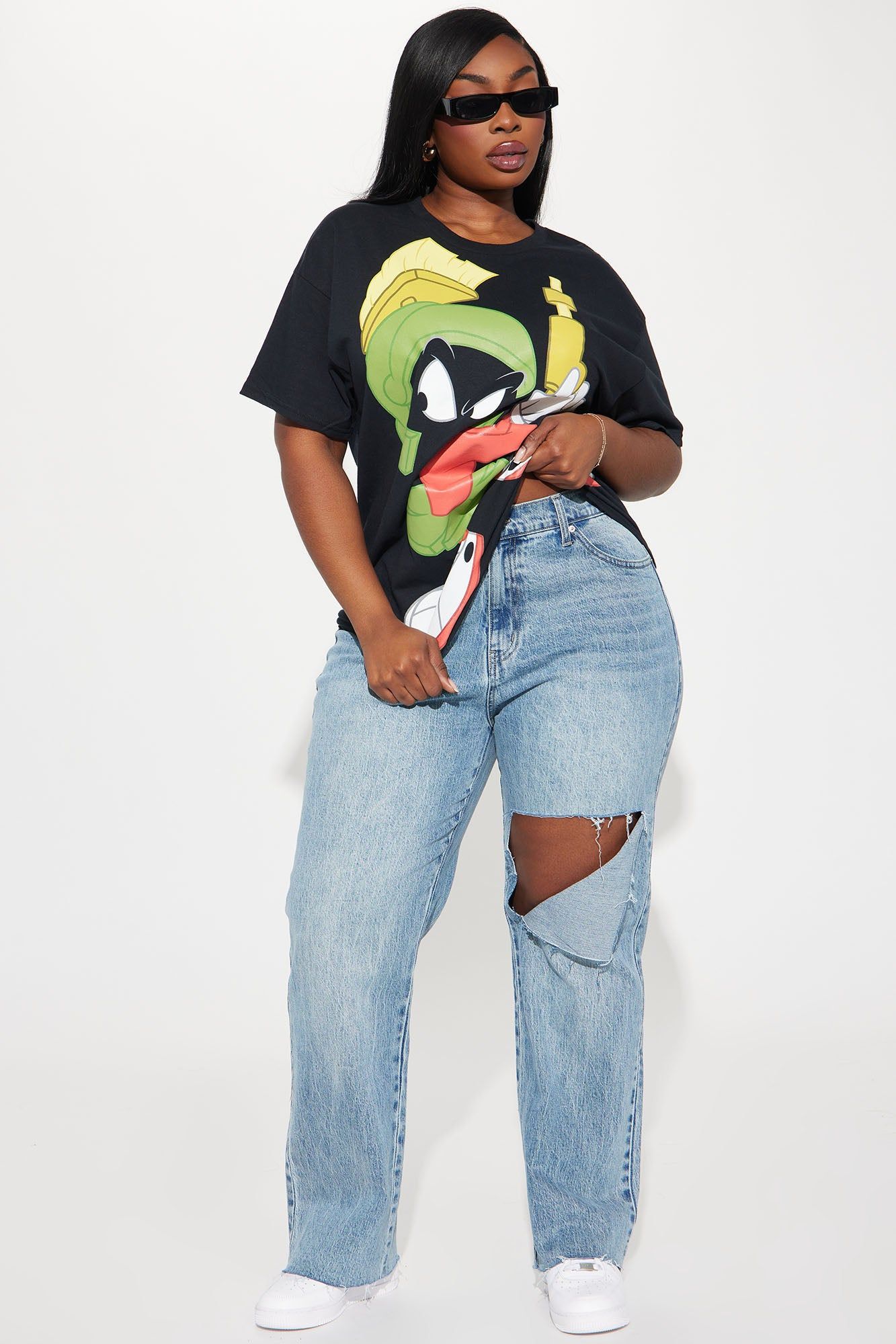 Marvin The Martian Jumbo Print Tee - Black sold by Fashion Nova product image thumbnail 5