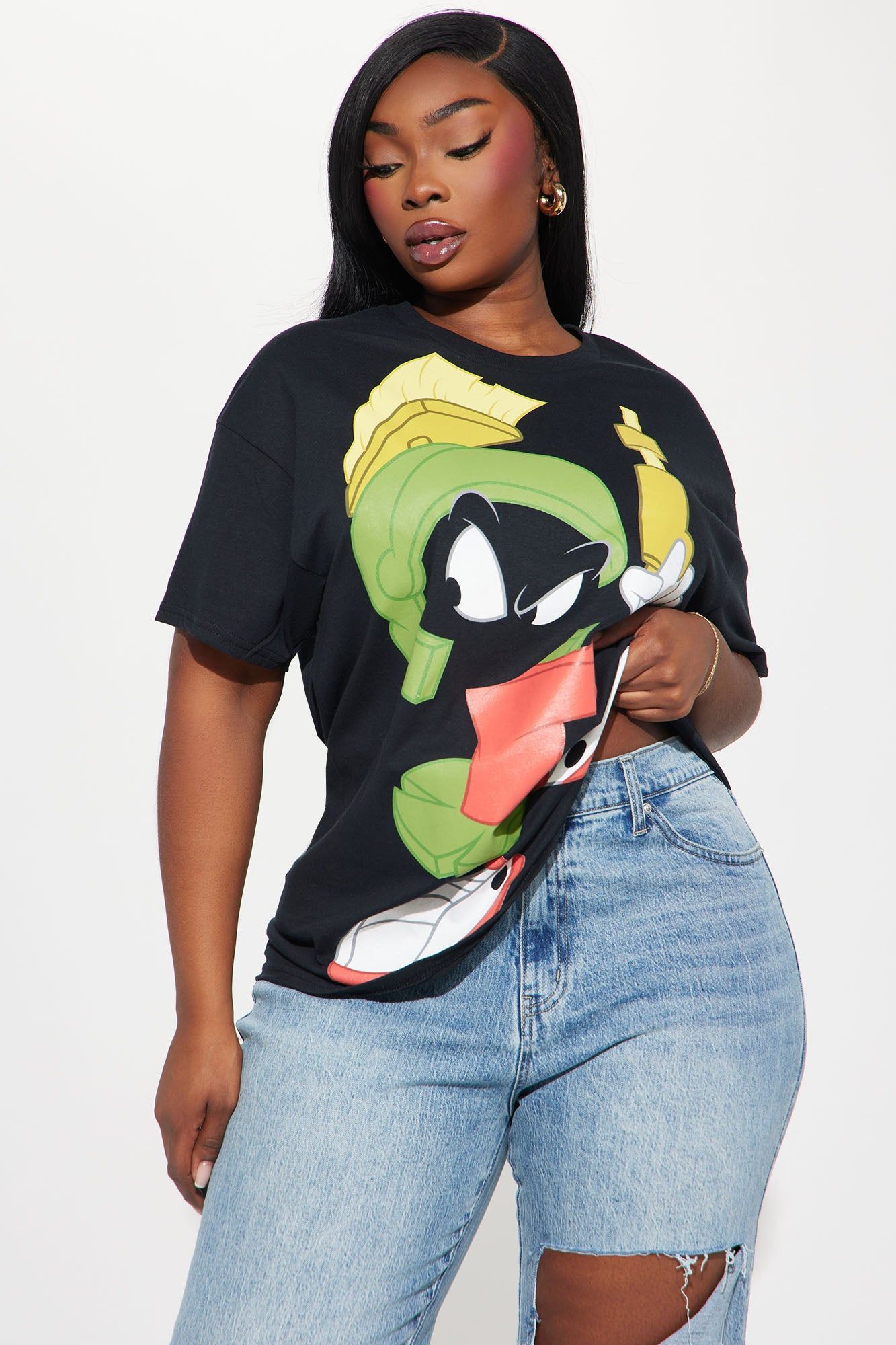 Marvin The Martian Jumbo Print Tee - Black sold by Fashion Nova product image thumbnail 4