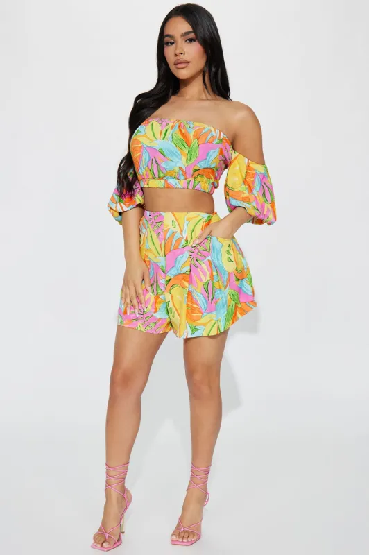 Paradise Vibe Short Set - Yellow/combo sold by Fashion Nova