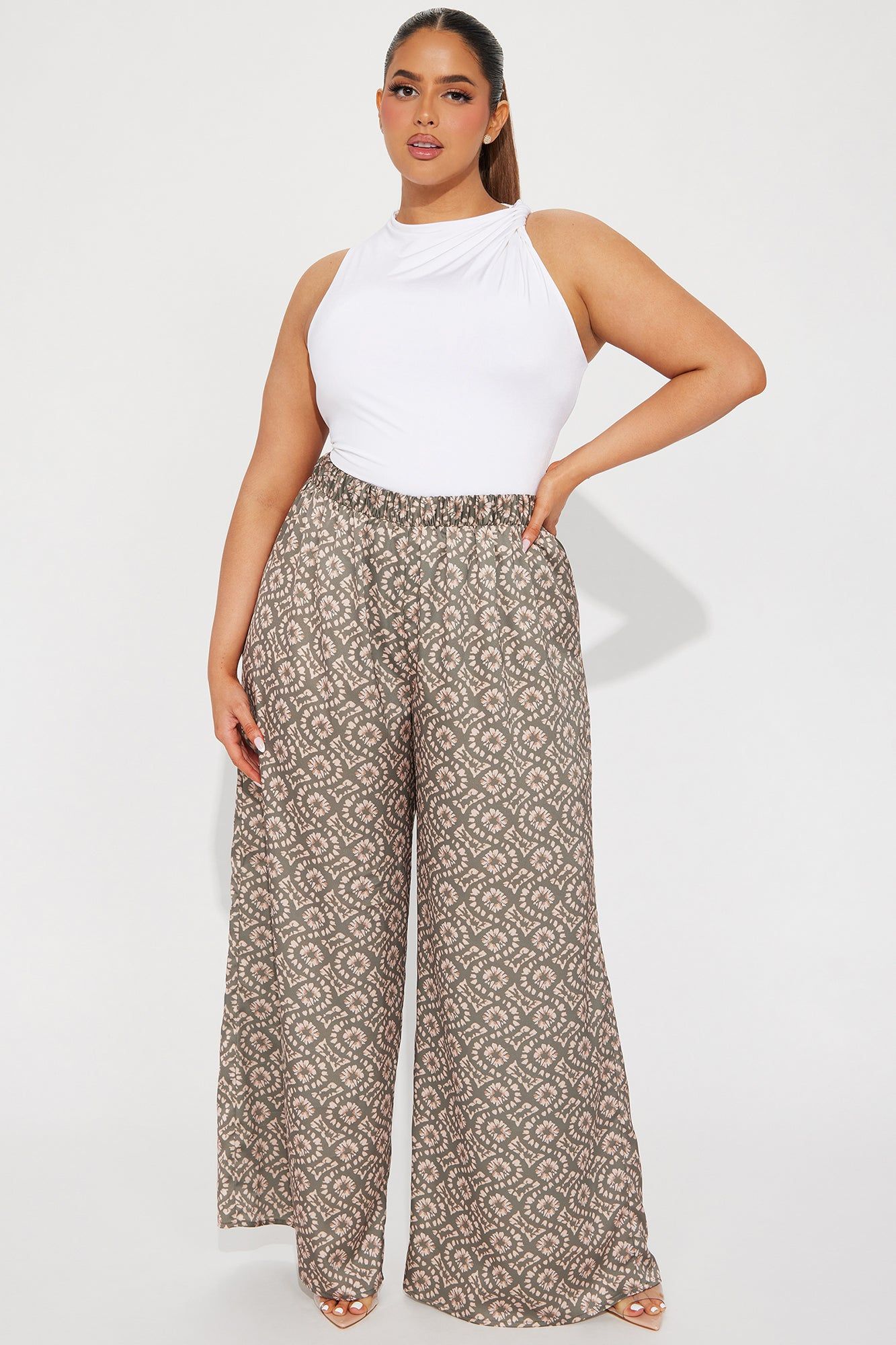 Sundream Satin Wide Leg Pant - Olive/combo sold by Fashion Nova product image thumbnail 4