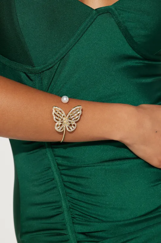 Stunning Butterfly Cuff - Gold made by Fashion Nova