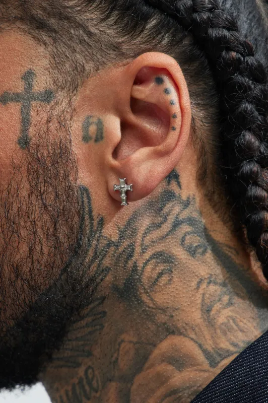 Double Cross Earrings - Silver sold by Fashion Nova