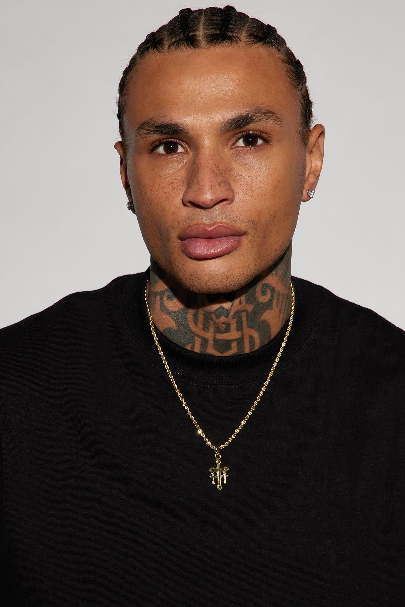 Triple Cross Necklace - Gold sold by Fashion Nova product image thumbnail 2