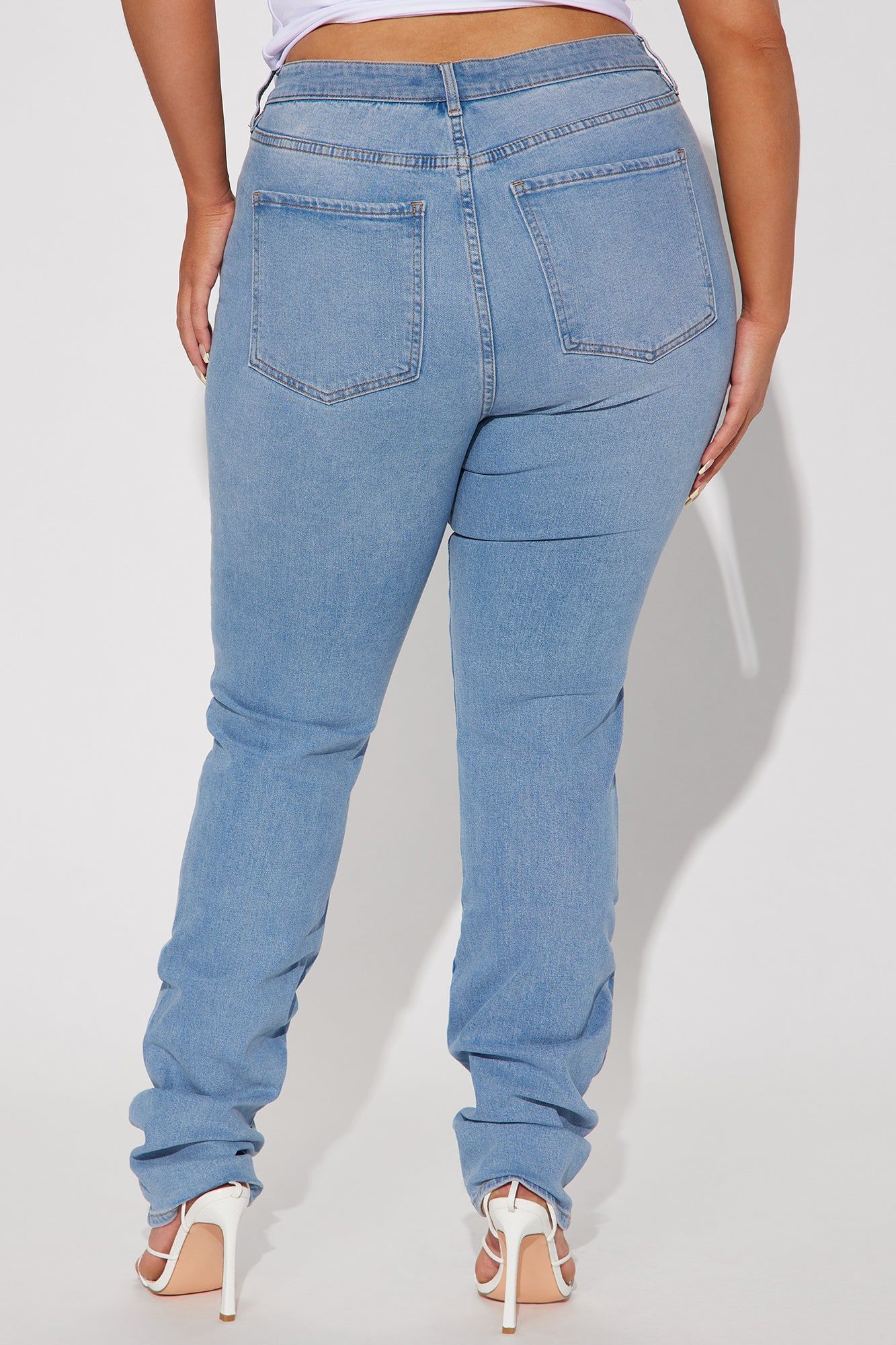 In My Bag Skinny Jeans - Light Wash sold by Fashion Nova product image thumbnail 6