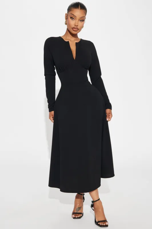 Charolette Long Sleeve Midi Dress - Black sold by Fashion Nova