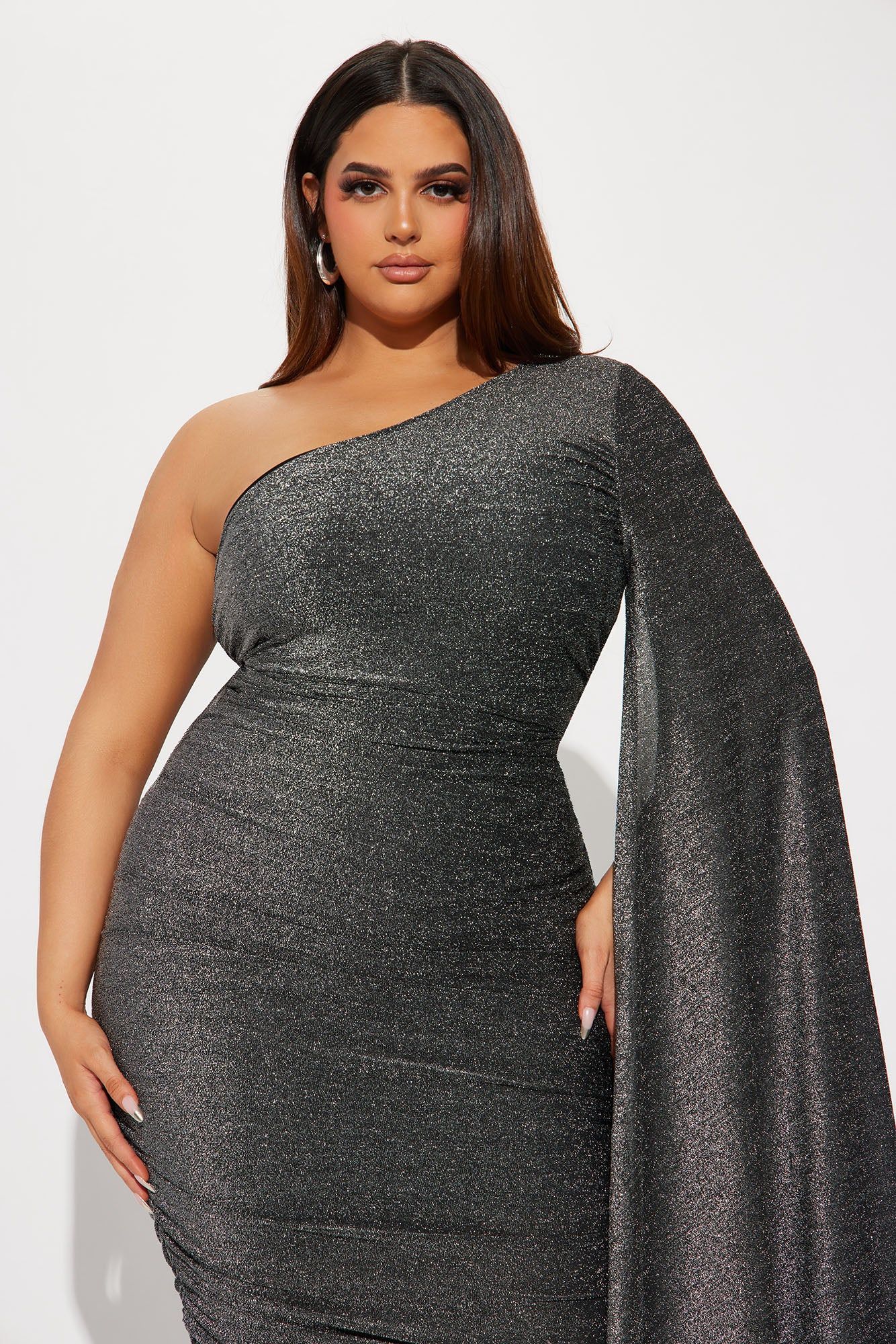 Ashley One Shoulder Midi Dress - Black/Silver sold by Fashion Nova product image thumbnail 5