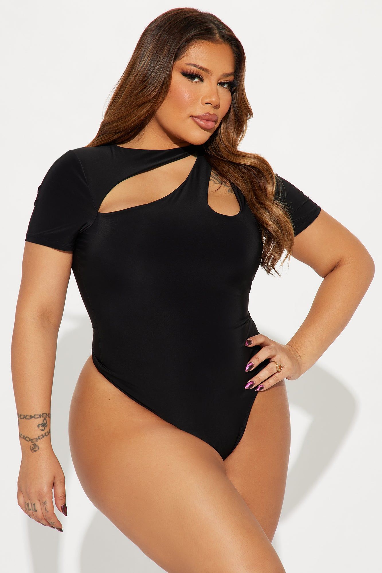Keilani Short Sleeve Bodysuit - Black sold by Fashion Nova product image thumbnail 5