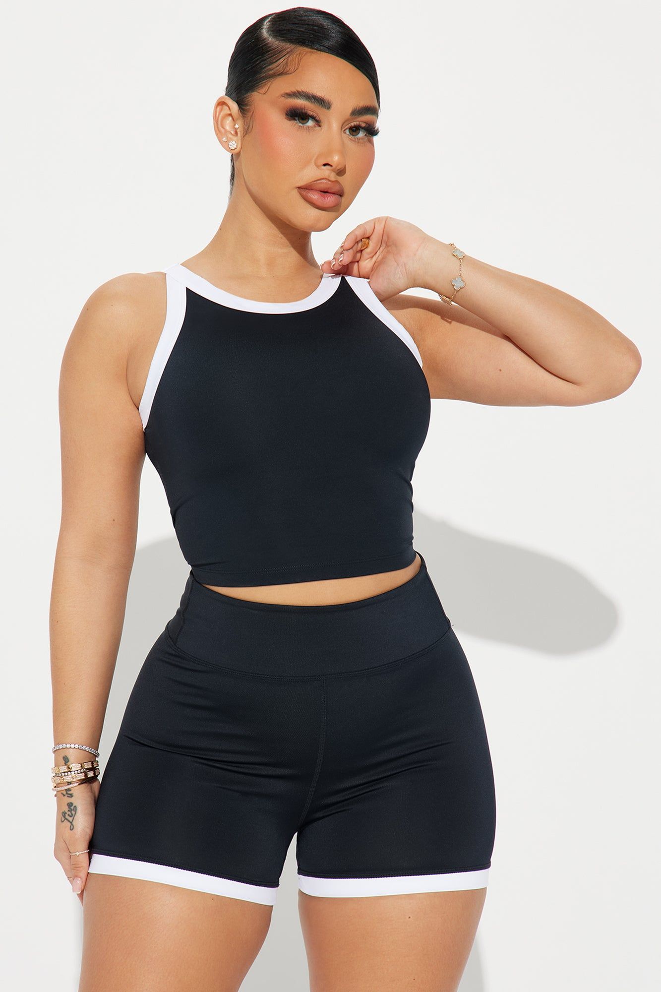 Power Match Elevate Active Top - Black sold by Fashion Nova