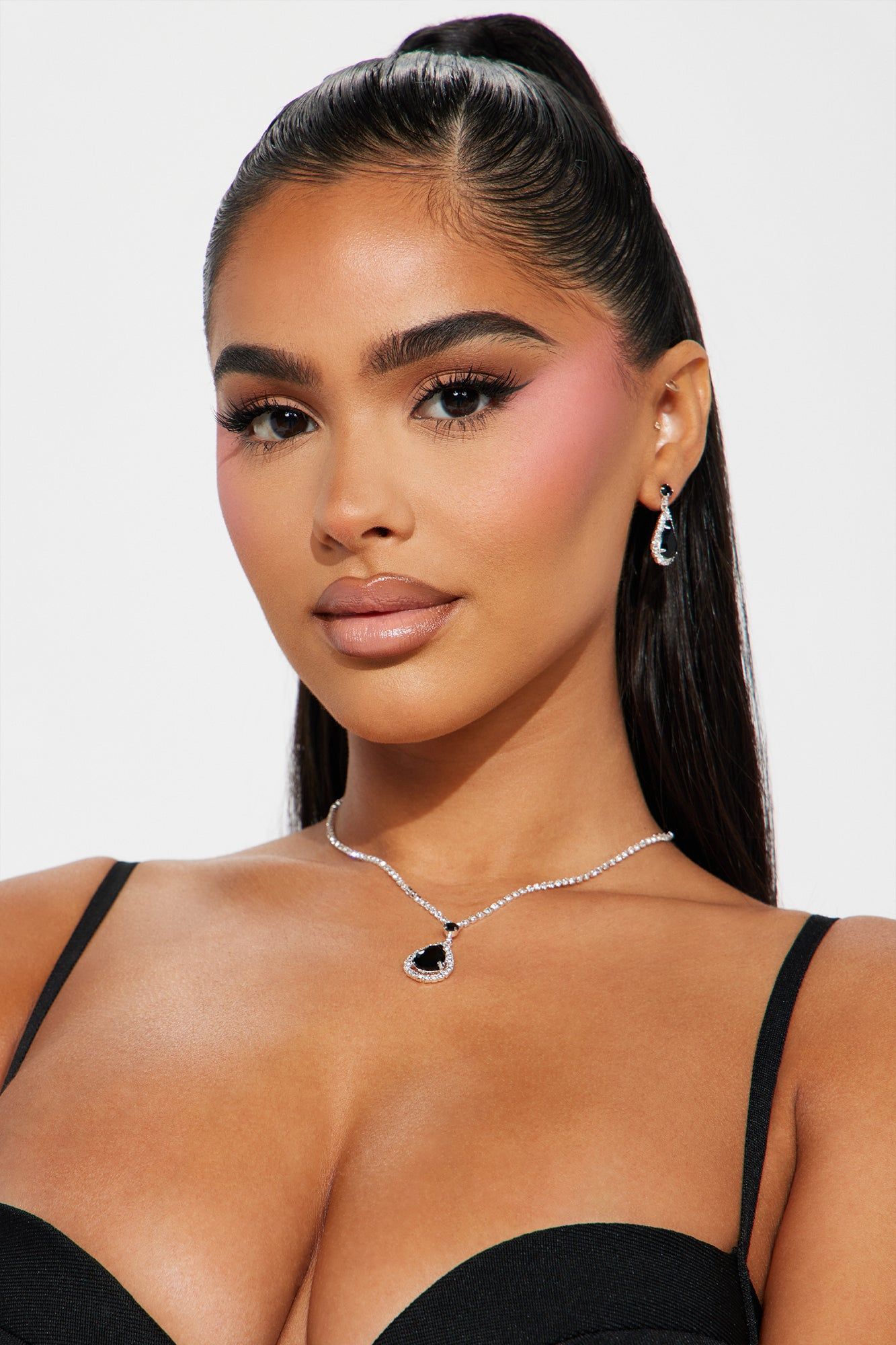 Special Guest Necklace And Earring Set - Silver/Black sold by Fashion Nova product image thumbnail 2