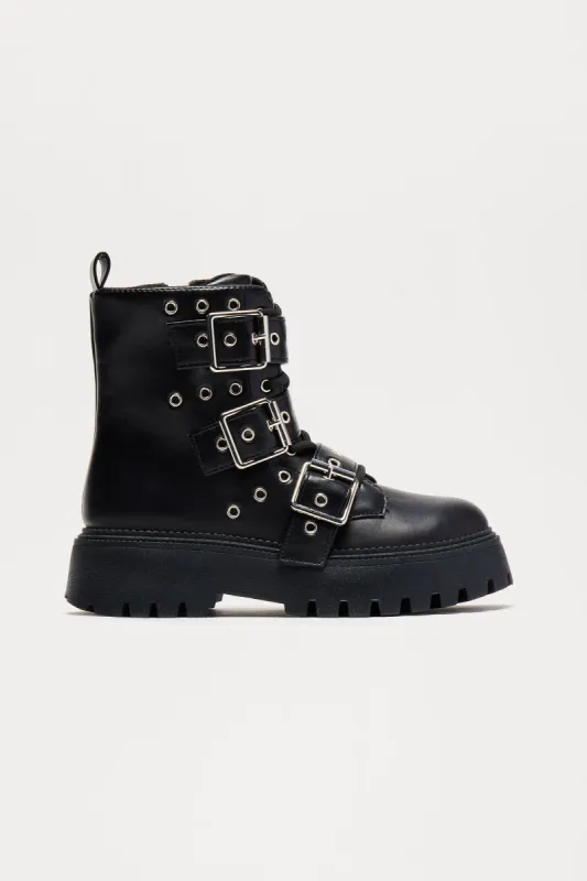 Tanner Buckle Combat Boots - Black sold by Fashion Nova