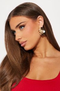 Floral Garden Earrings - Gold sold by Fashion Nova