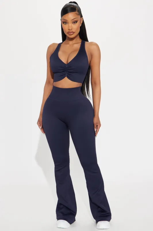 Made You Look Active Yoga Pant - Navy sold by Fashion Nova