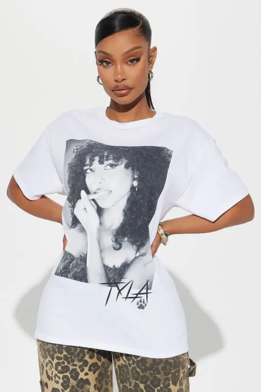 Tyla Up Close Washed Tee - White made by Fashion Nova