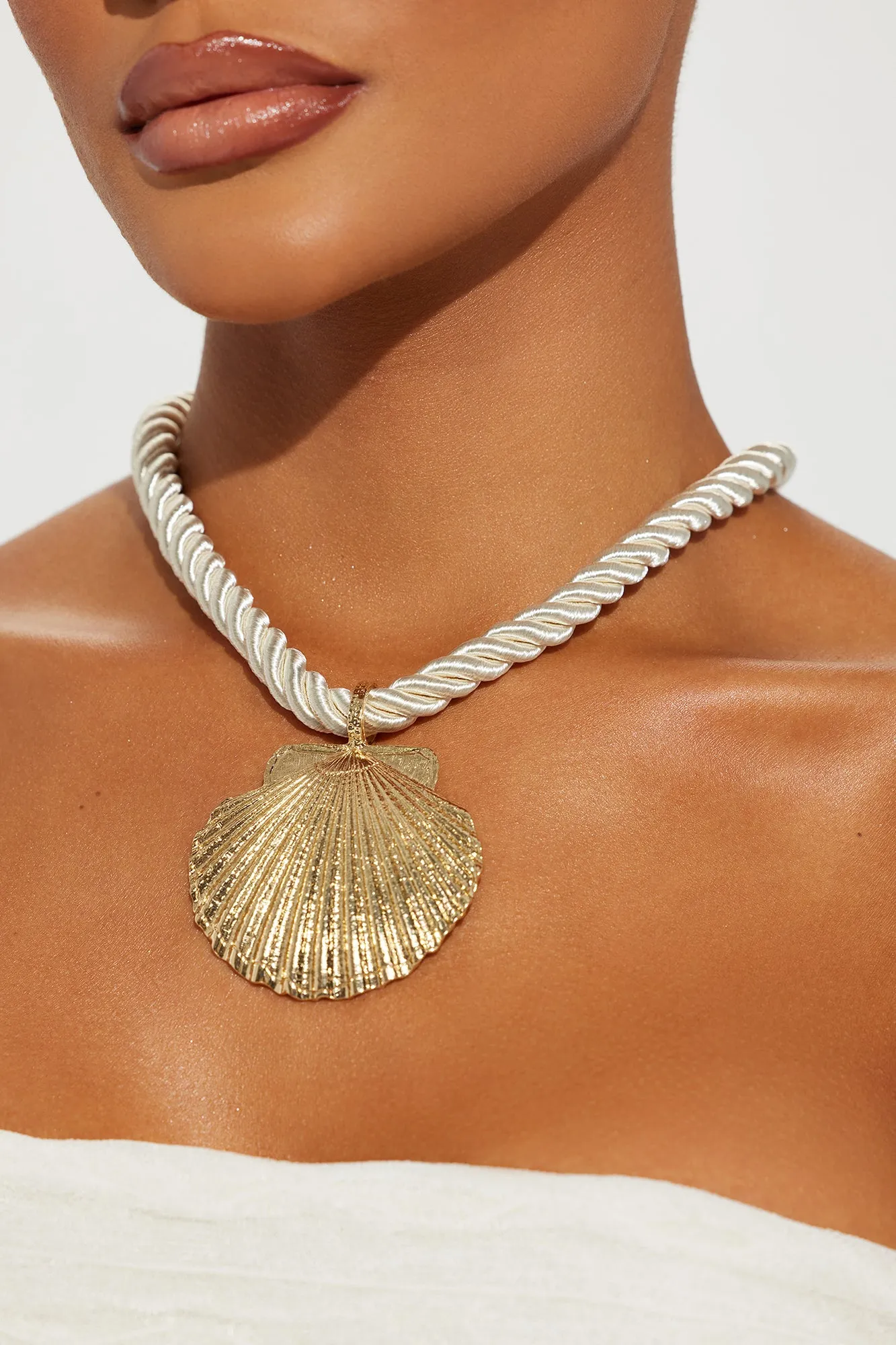 Lost And Found Shell Necklace - Gold/combo sold by Fashion Nova
