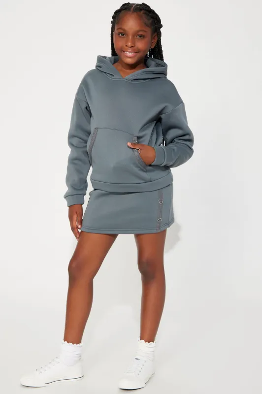 Mini Meeks Skirt Set - Grey sold by Fashion Nova
