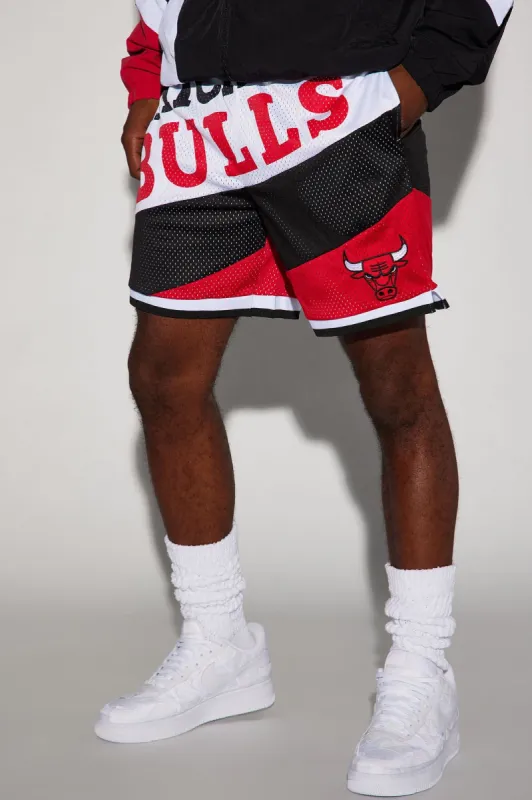 Bulls On The Bias Mesh Shorts - White/combo sold by Fashion Nova