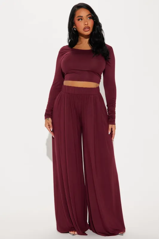 Robyn Pant Set - Burgundy sold by Fashion Nova