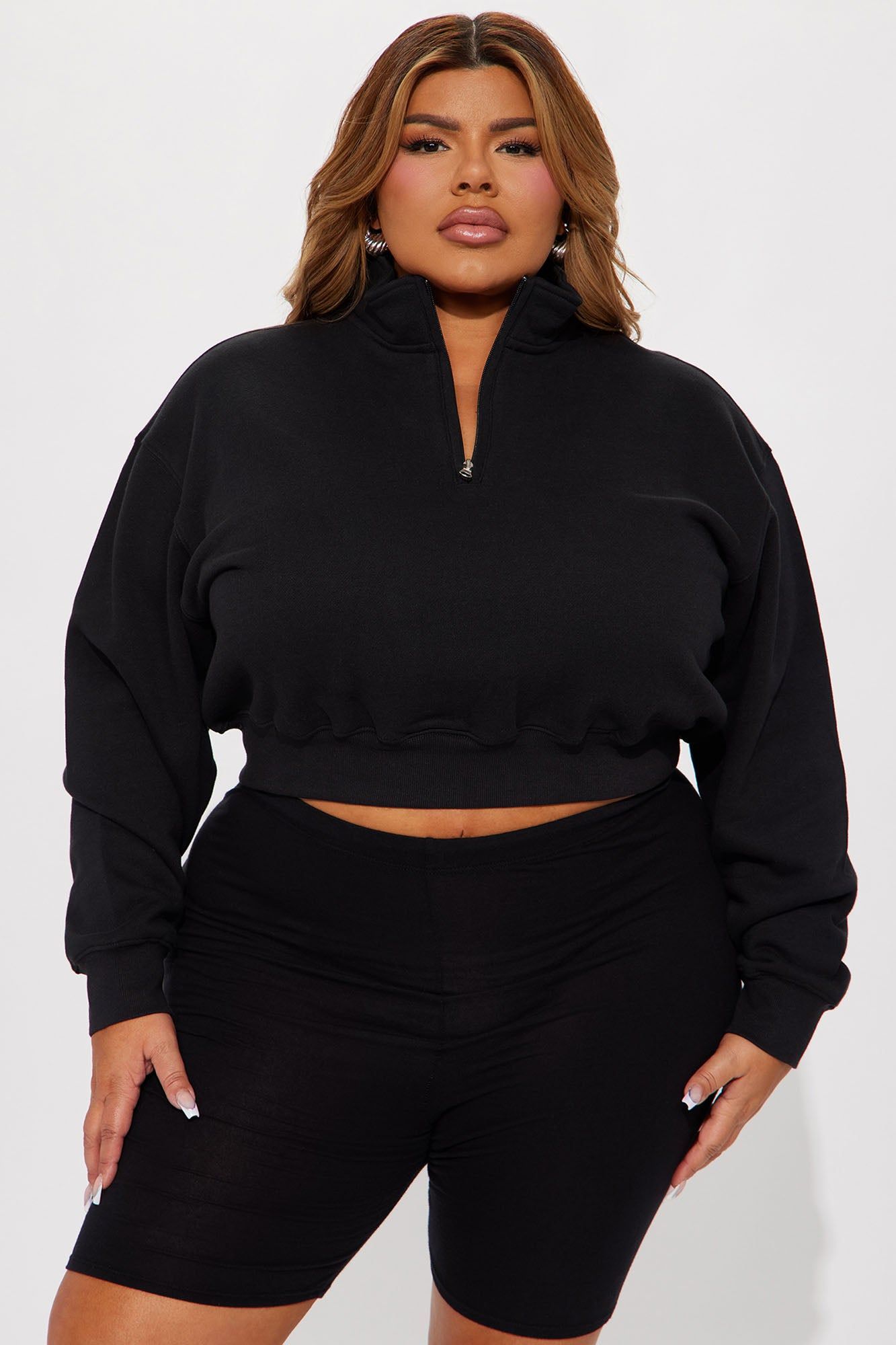 Olivia Cropped Half Zip Pull Over - Black sold by Fashion Nova