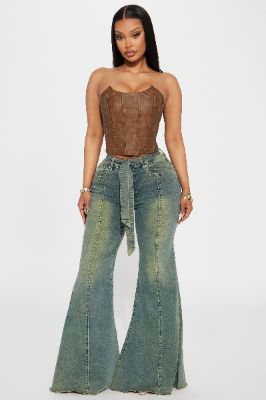 Fronting Tinted Wide Leg Jeans - Medium Wash sold by Fashion Nova