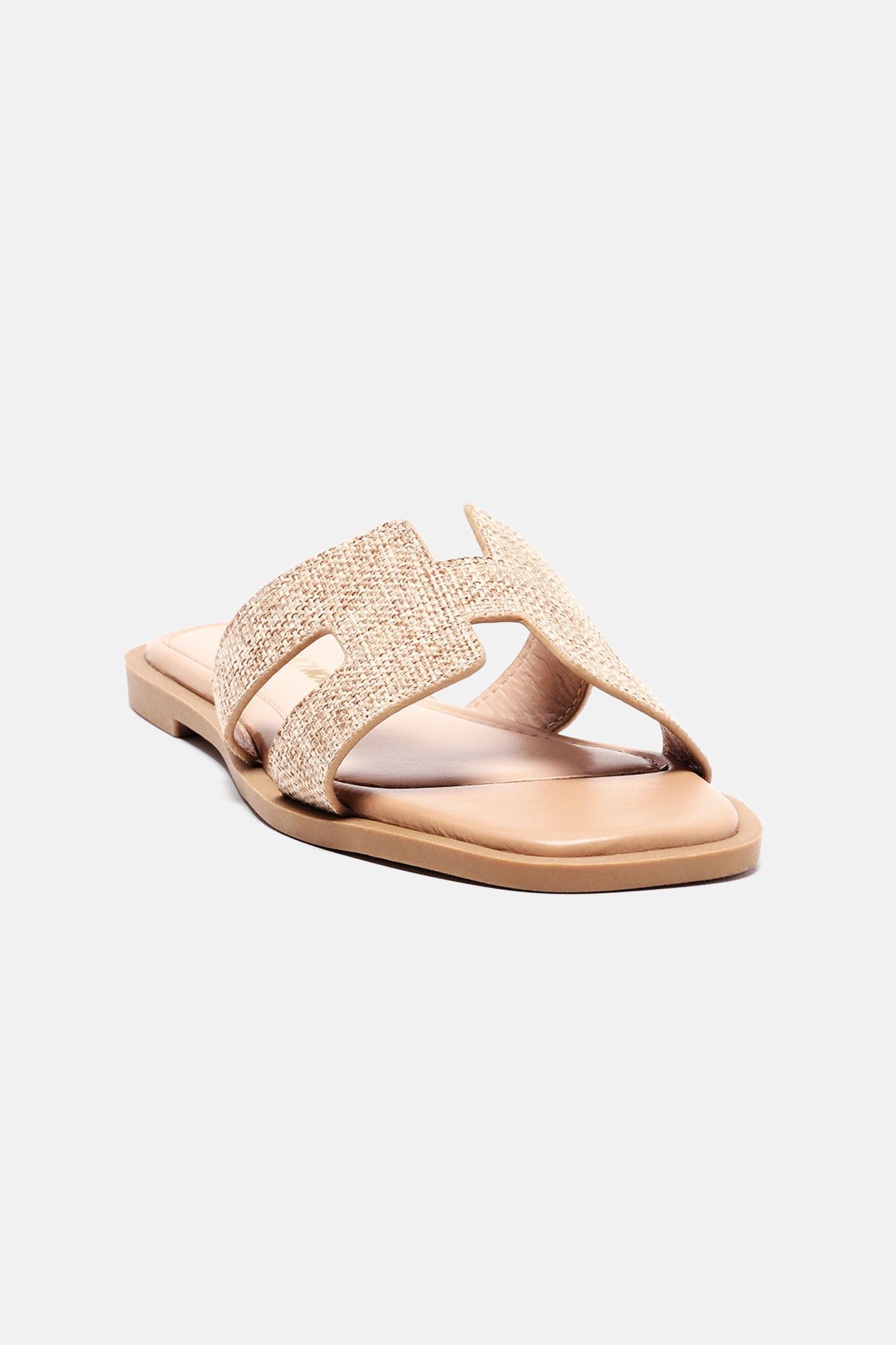 Lillie Sandals - Tan sold by Fashion Nova