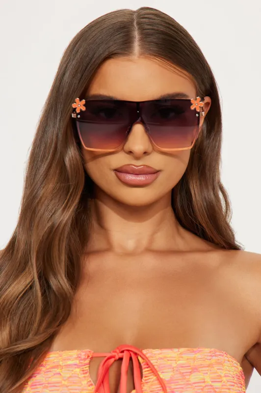 Flower Under The Sea Sunglasses - Orange sold by Fashion Nova