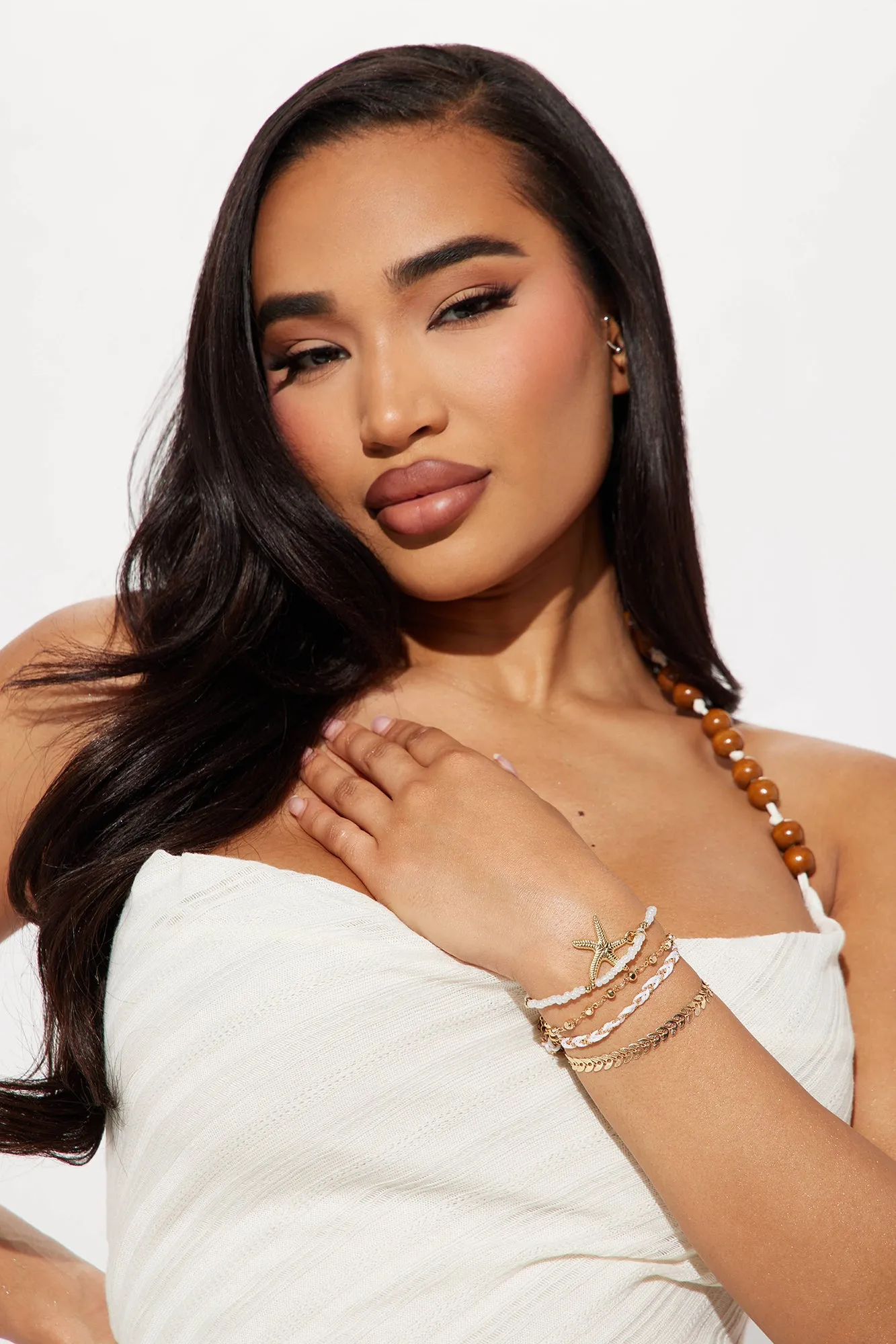 Salt And Sand 4 Piece Bracelet Set - White/Gold sold by Fashion Nova product image thumbnail 2