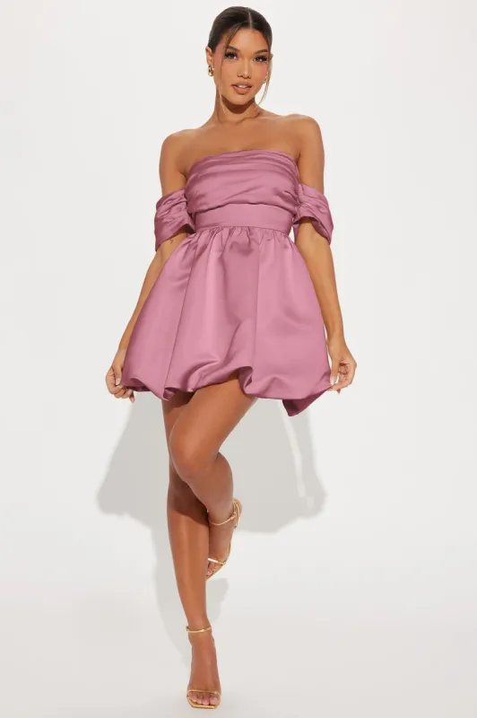 Valeria Satin Bubble Mini Dress - Mauve sold by Fashion Nova