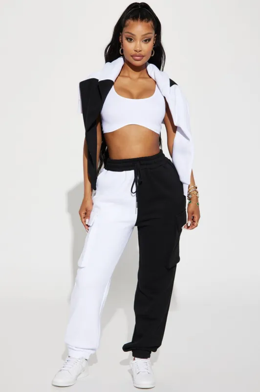 Melinda Color Block Lounge Jogger - Black/White sold by Fashion Nova