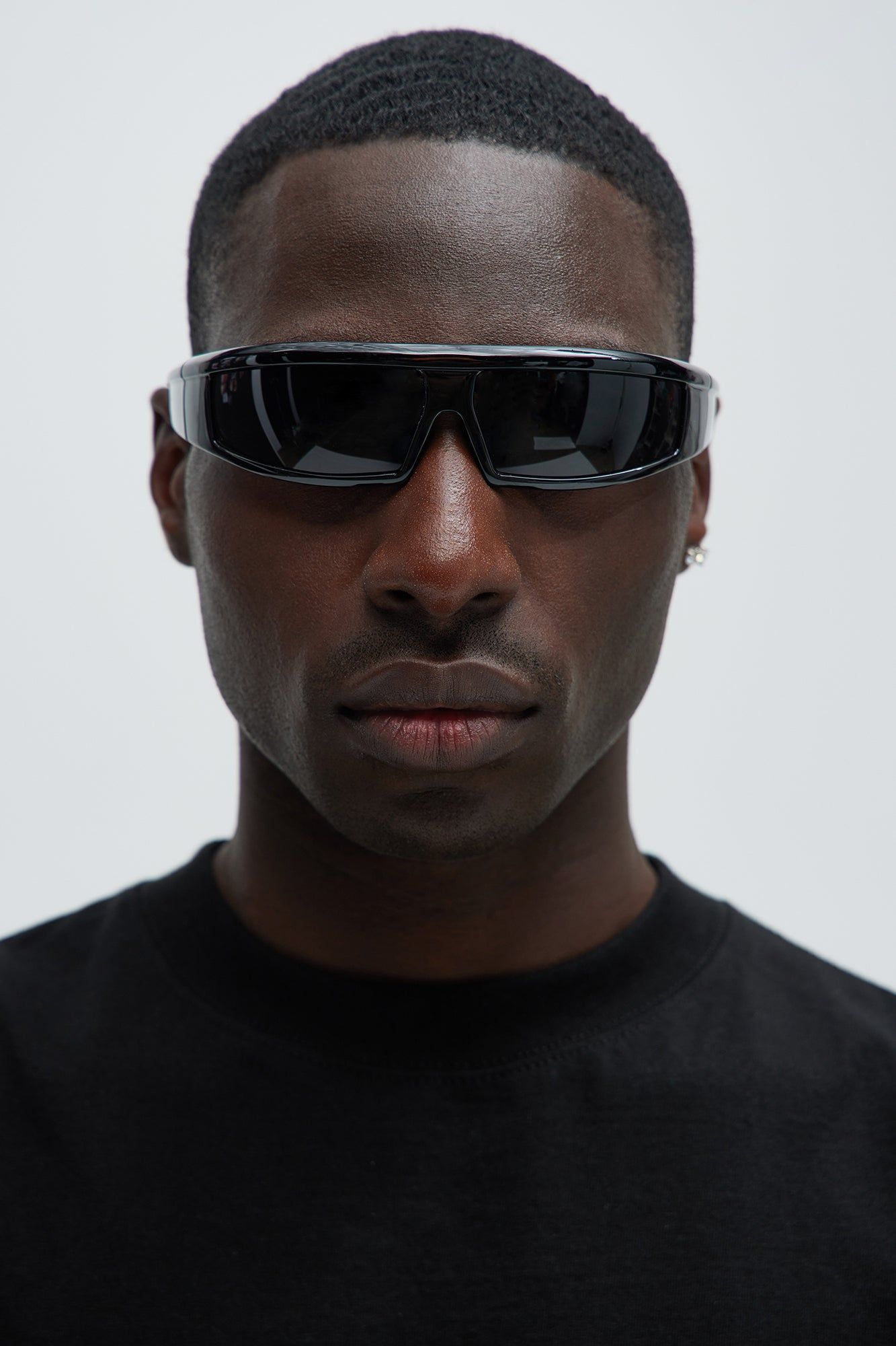 Flash Future Sunglasses - Black/Smoke sold by Fashion Nova