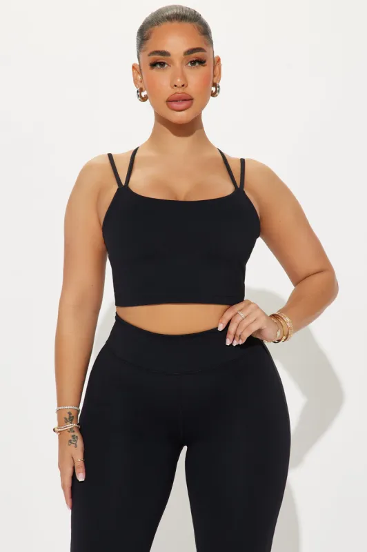 Power Flow Super Soft Sports Bra - Black sold by Fashion Nova
