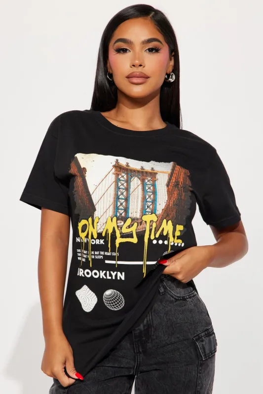 On My Time Brooklyn Graphic Tshirt - Black sold by Fashion Nova