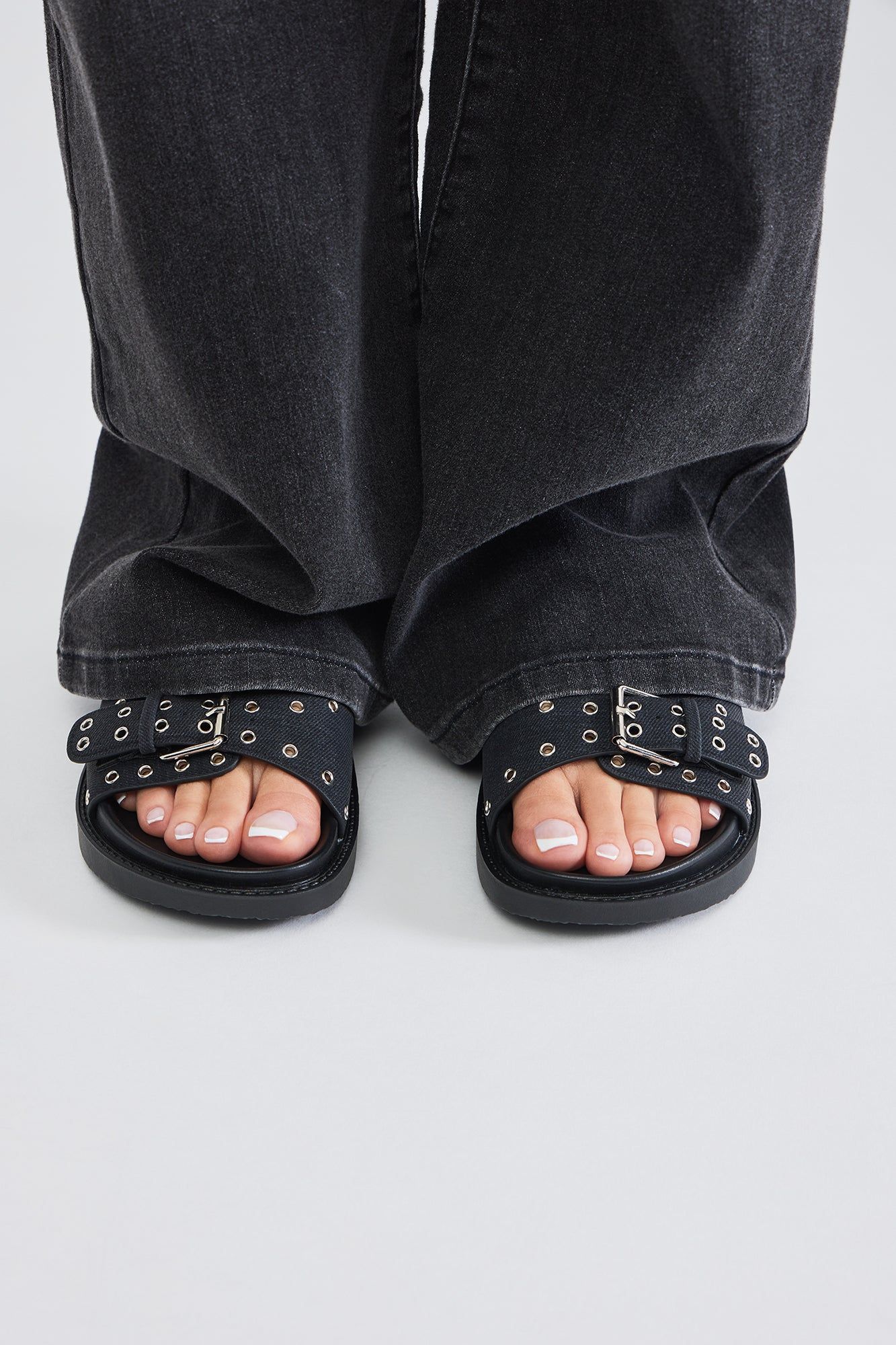 Living On The Edge Slides - Black sold by Fashion Nova product image thumbnail 4