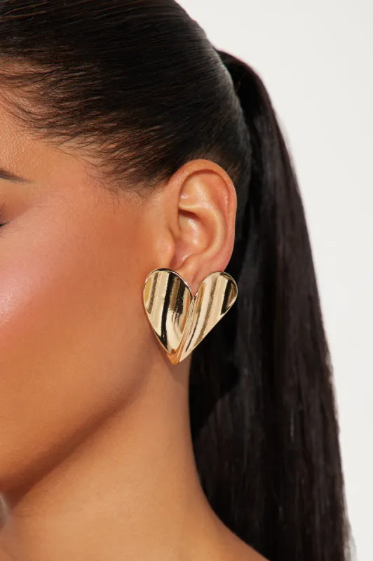 Hearts Of Gold Earrings - Gold sold by Fashion Nova