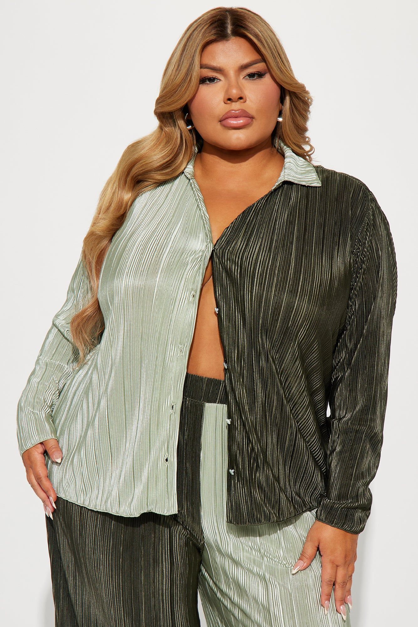 Chic Life Plisse Pant Set - Olive/combo sold by Fashion Nova product image thumbnail 5