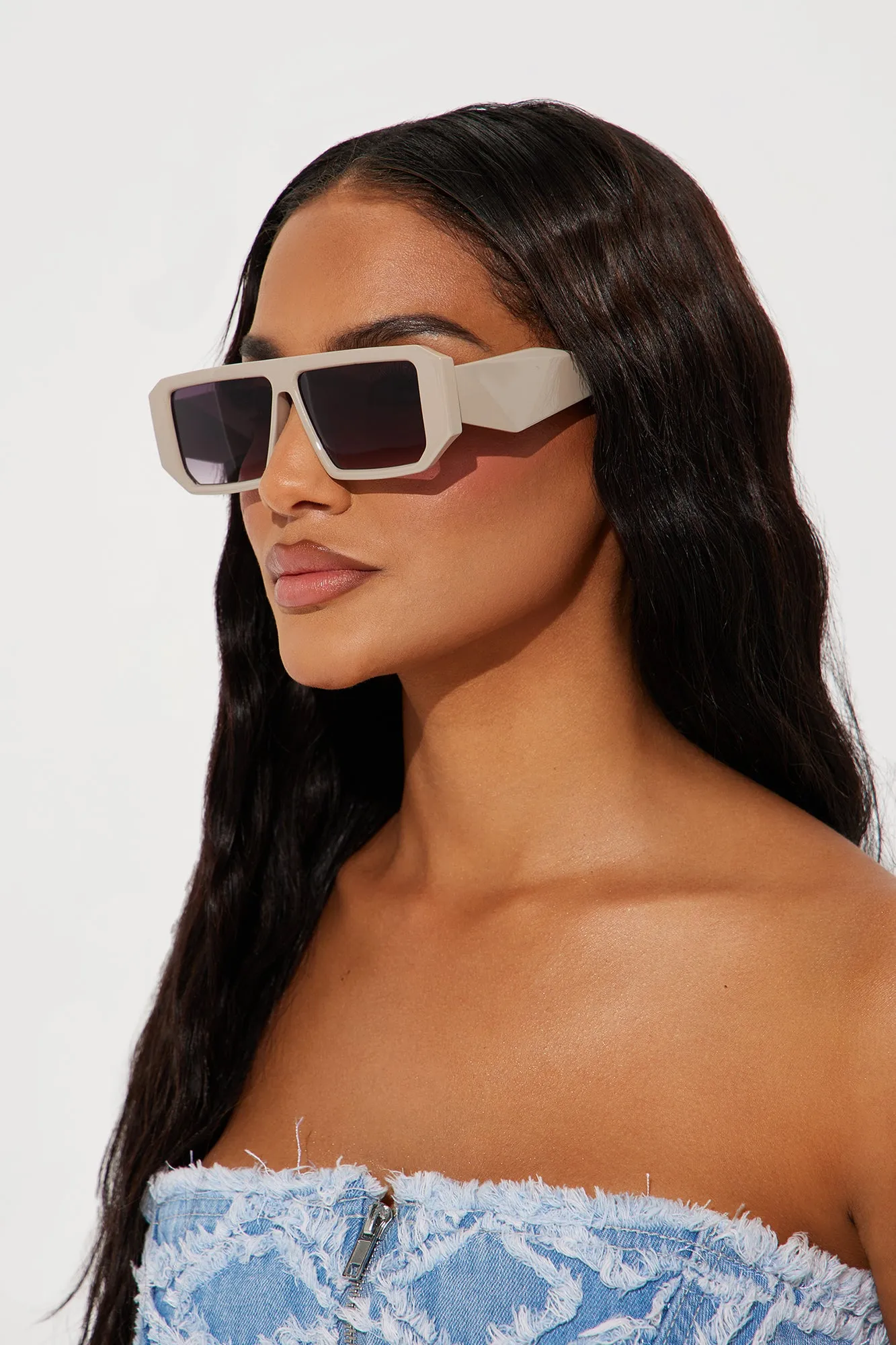 Electric Neighbor Sunglasses - Off White/combo sold by Fashion Nova