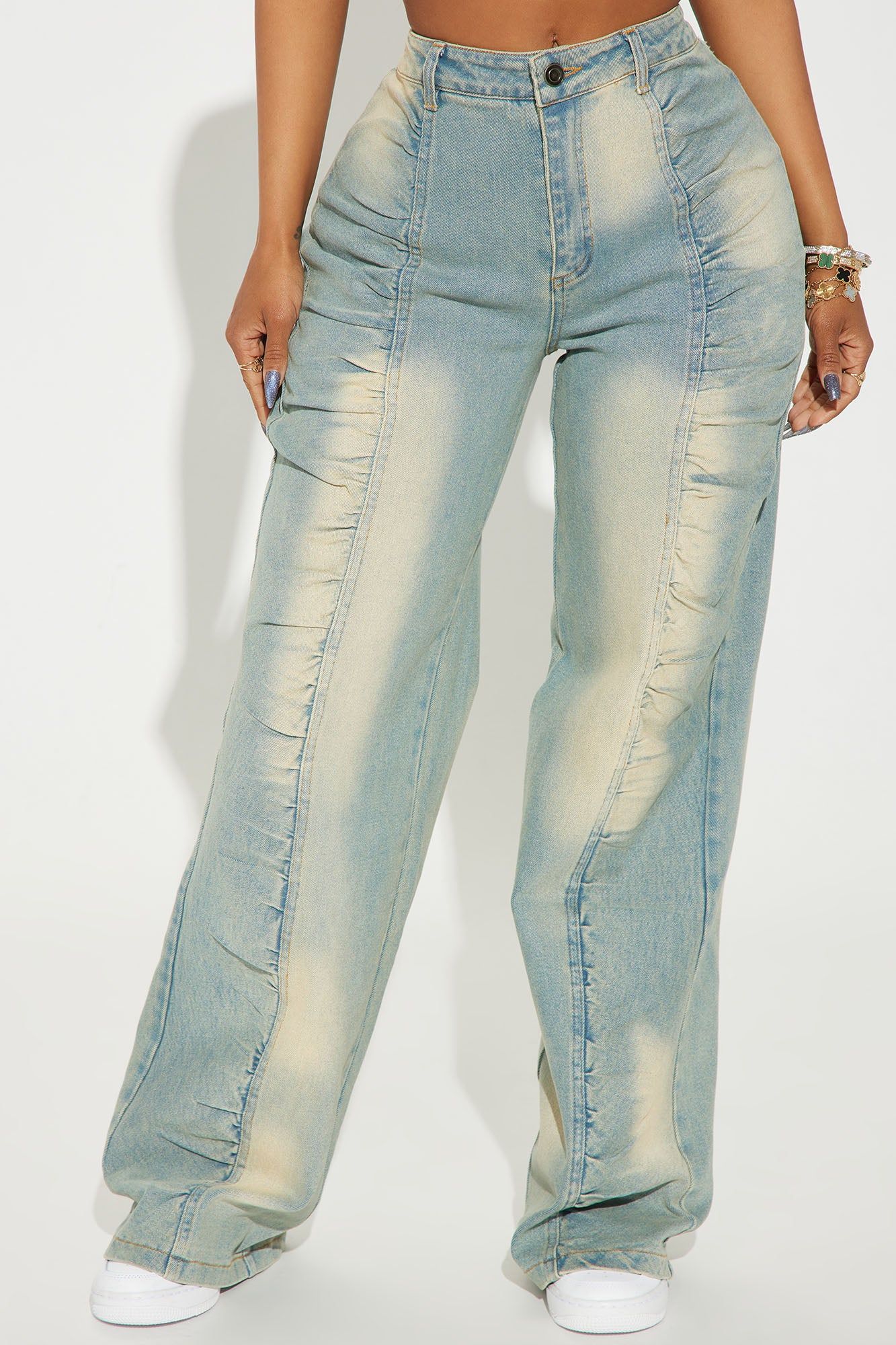 Grazie Stretch Baggy Jeans - Light Wash sold by Fashion Nova product image thumbnail 2