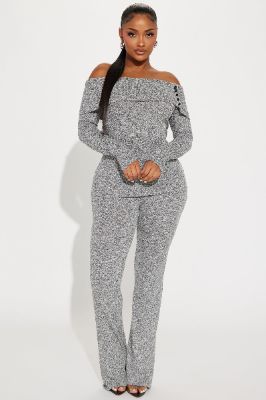 Chilly Nights Pant Set - Heather Grey sold by Fashion Nova