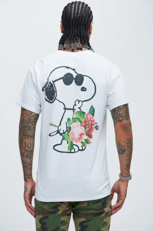Peanuts Snoopy Sunglasses Short Sleeve Tee - White sold by Fashion Nova