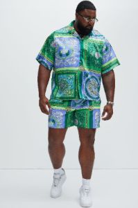 Giotto Baroque Shirt - Green/combo sold by Fashion Nova
