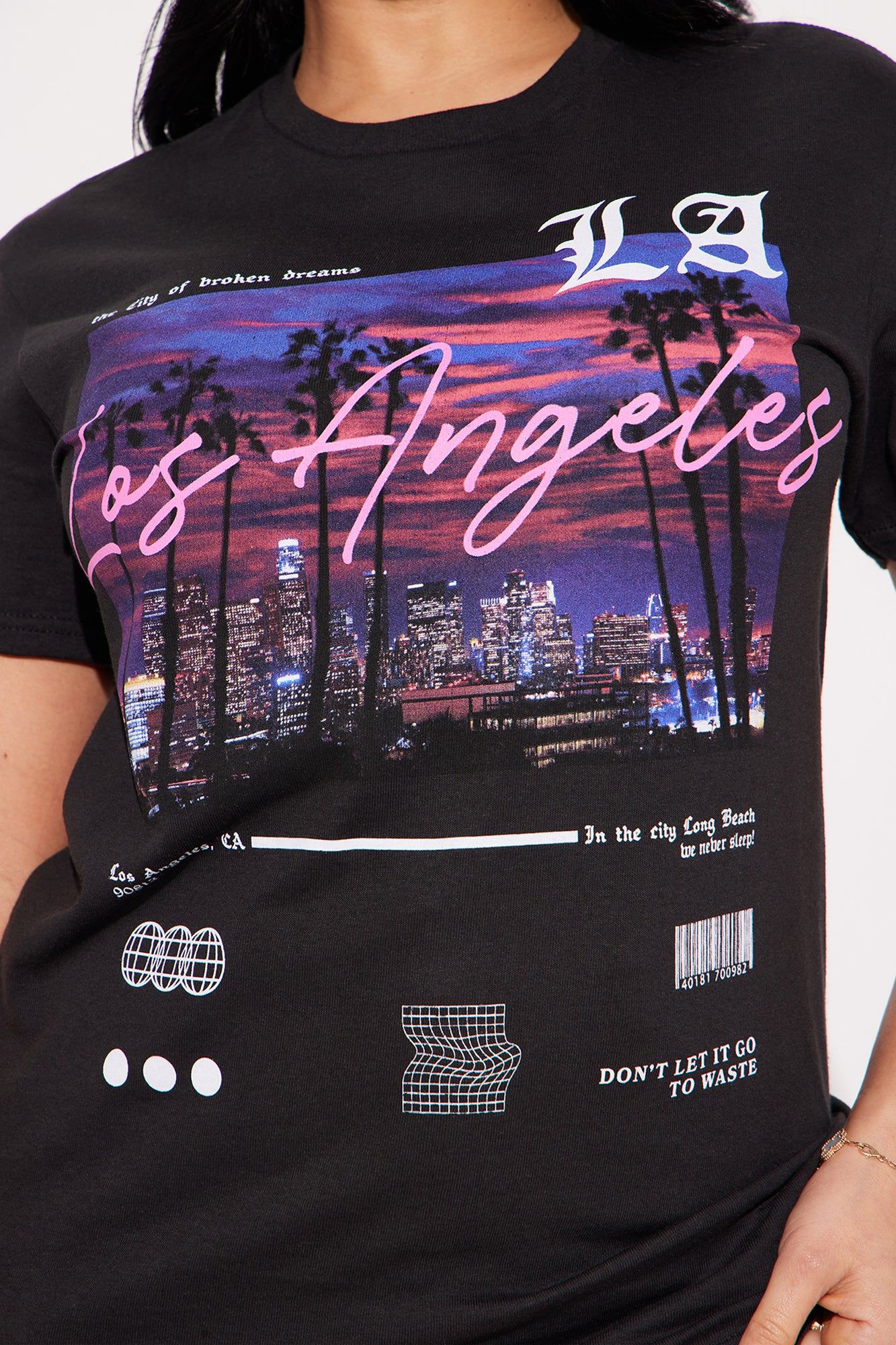 West Side Views Short Sleeve Tee - Black sold by Fashion Nova product image thumbnail 3