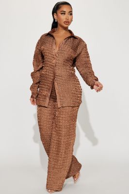 Royal Textured Pant Set - Brown sold by Fashion Nova