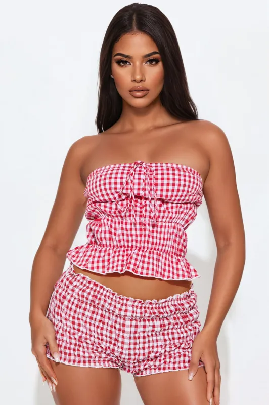 Thaleia Gingham Top - Red/White sold by Fashion Nova