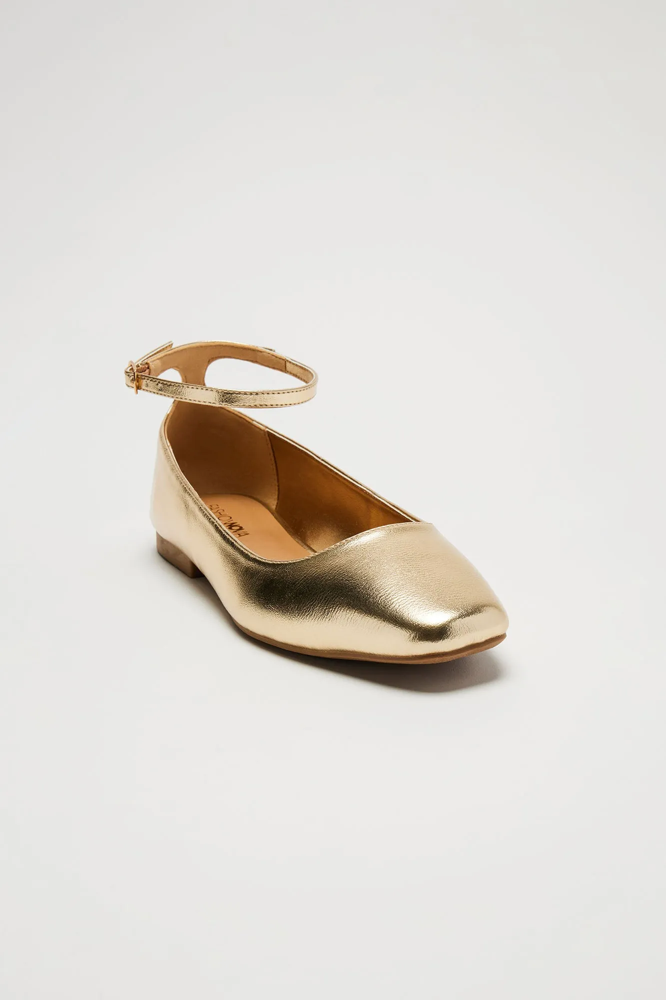 Half Of Me Flats - Gold sold by Fashion Nova product image thumbnail 3