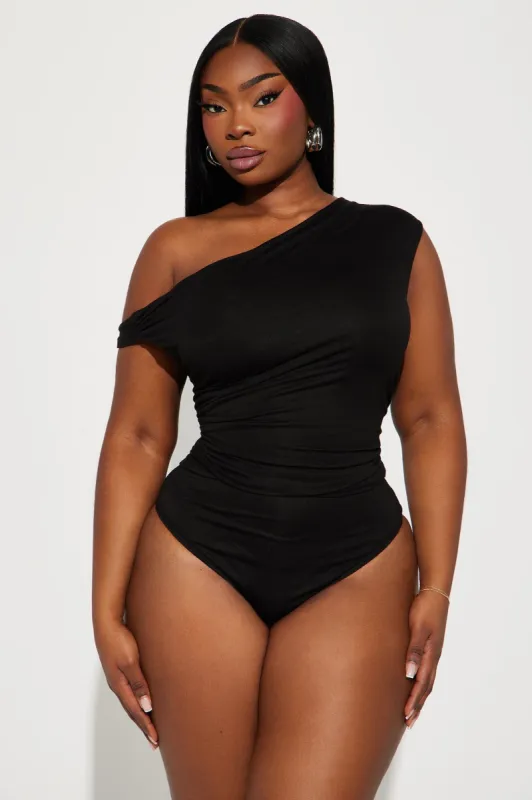 Kylie Off Shoulder Bodysuit - Black sold by Fashion Nova