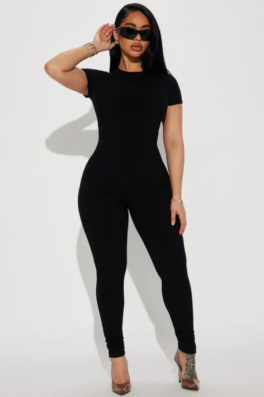 Malia Snatched Jumpsuit - Black sold by Fashion Nova