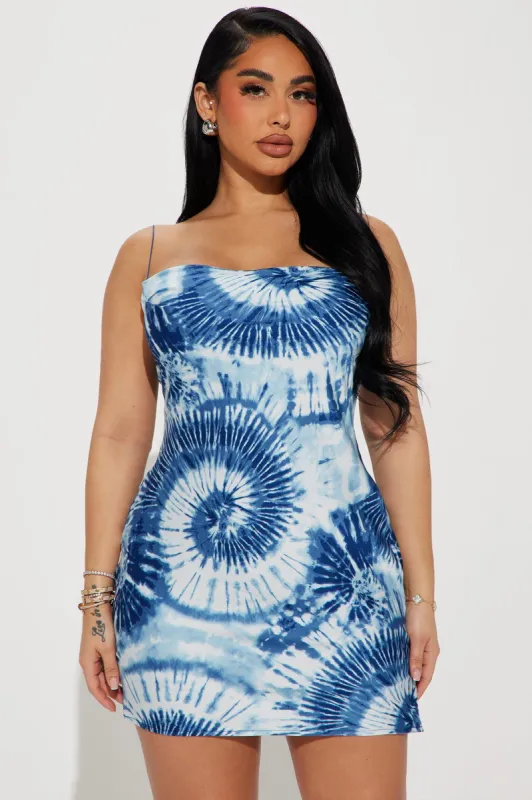 Alissa Stain Mini Dress - Blue/combo made by Fashion Nova